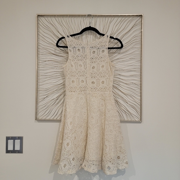 BB Dakota Fit and Flare Lace Crochet Sleeveless Mini Skater Dress Ivory Size 0 - Picture 11 of 14